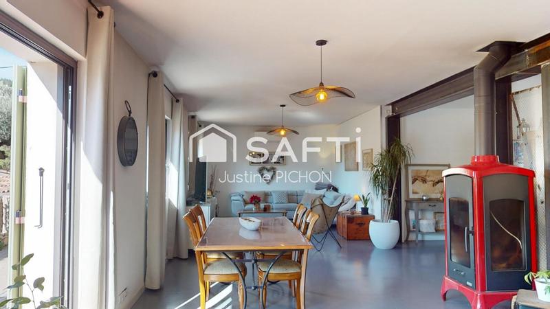 Maison - 160 m² - 5 pièces