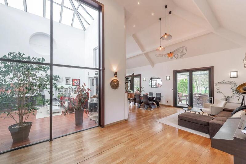 Maison - 163 m² - 5 pièces