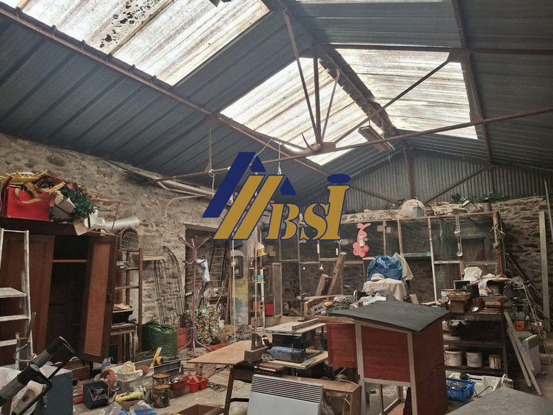 Maison traditionnelle - 227 m² - 10 pièces