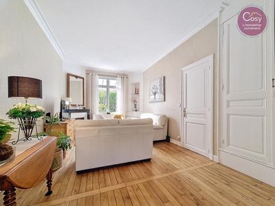 Maison bourgeoise - 131 m² - 6 pièces