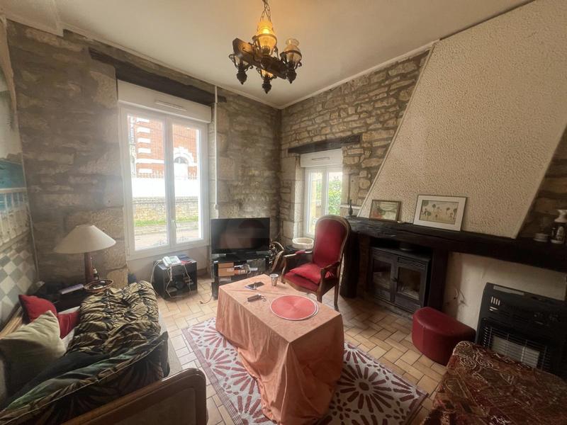 Maison - 232 m² - 8 pièces