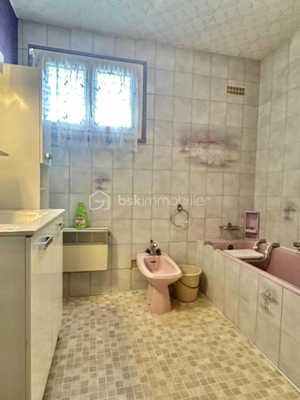 Pavillon - 140 m² - 7 pièces