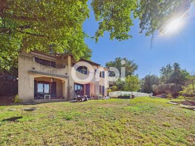 Appartement - 97 m² - 4 pièces