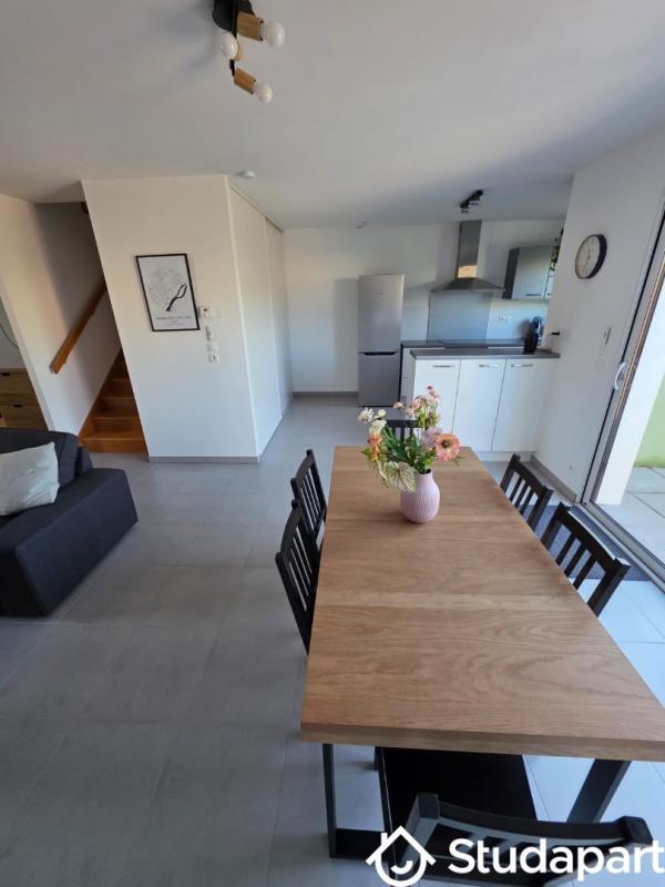 Maison - 90 m² - 5 pièces