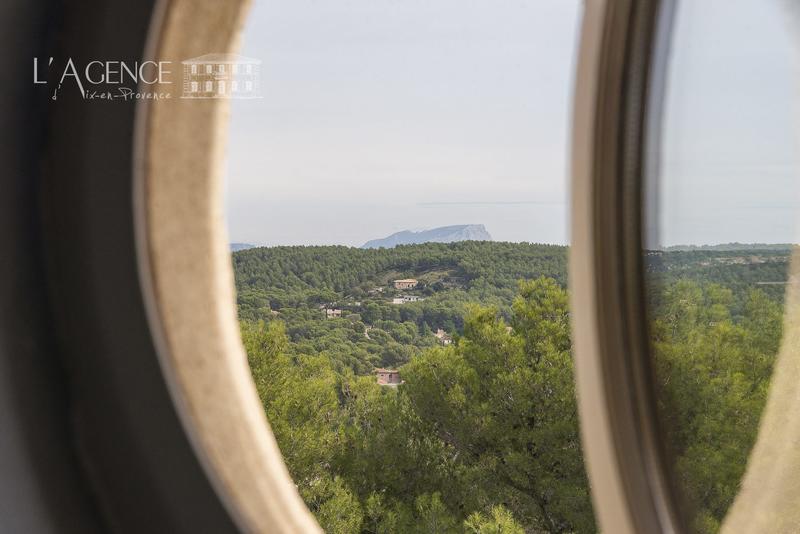 Maison - 170 m² - 5 pièces