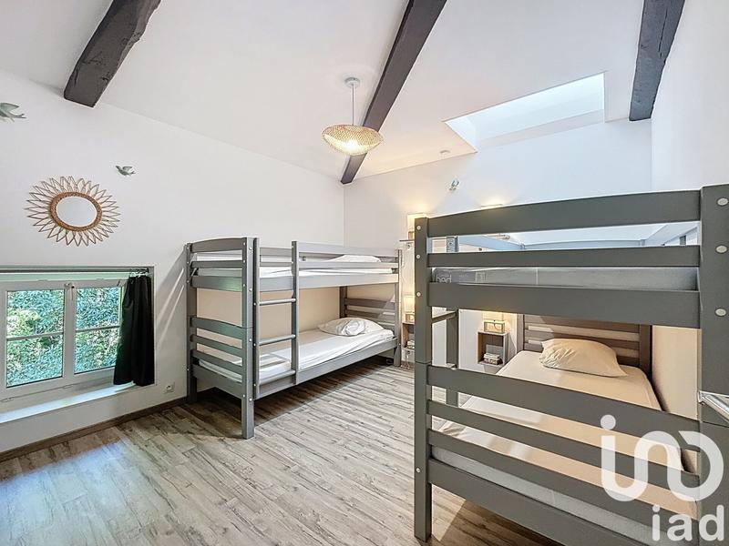 Château - 330 m² - 11 pièces