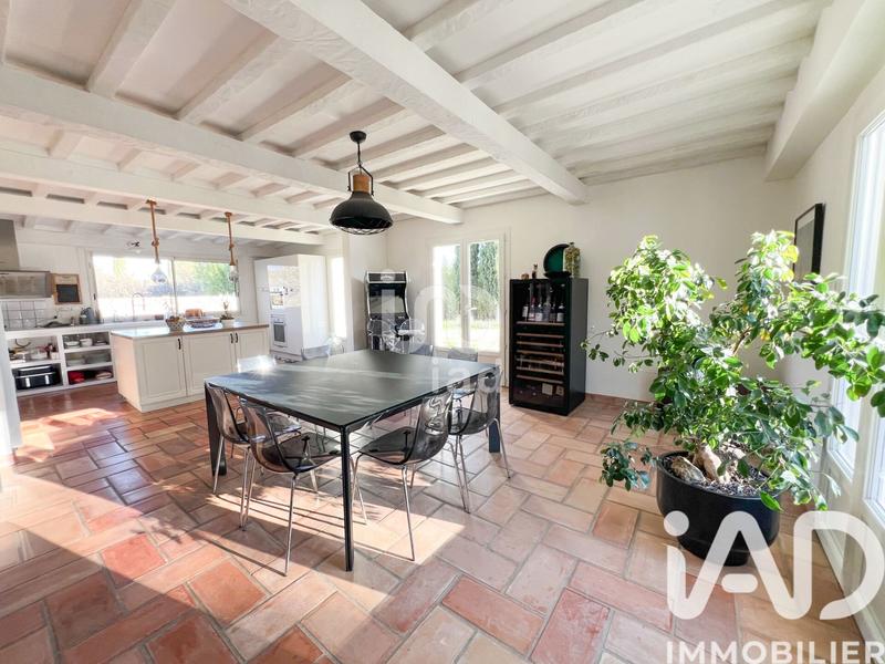 Maison - 267 m² - 7 pièces