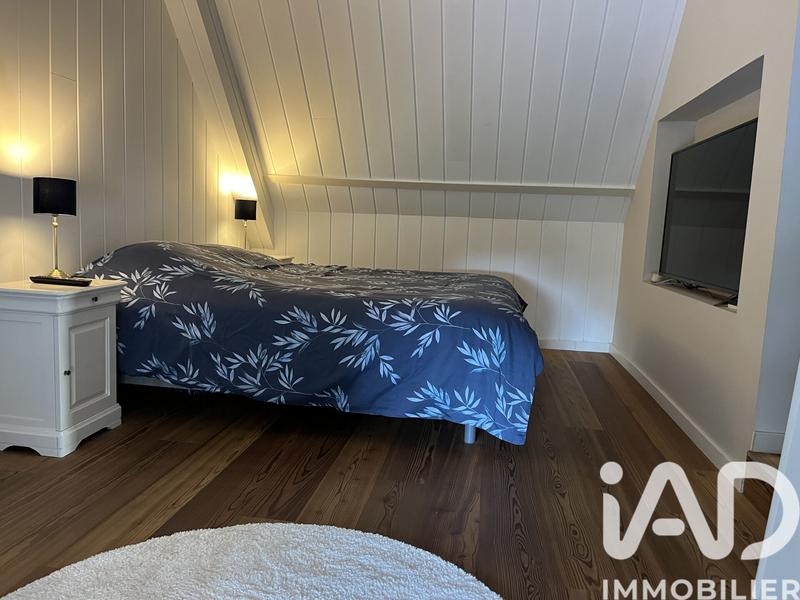 Maison - 312 m² - 10 pièces