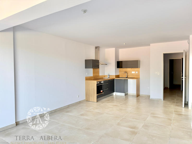 Appartement - 84 m² - 3 pièces