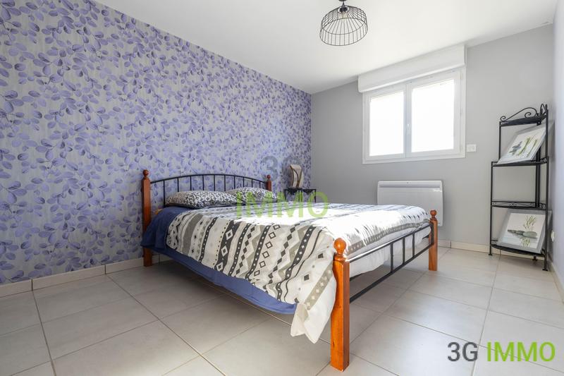 Villa - 222 m² - 8 pièces