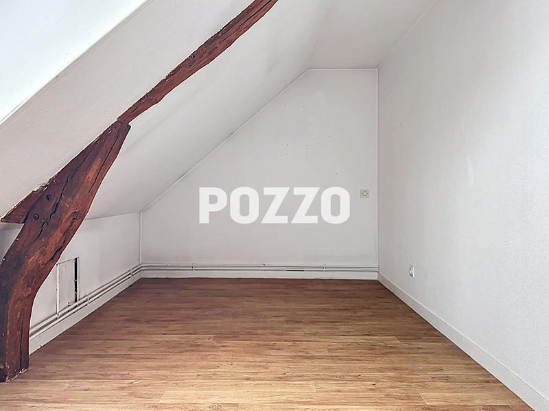 Immeuble - 142 m² - 5 pièces