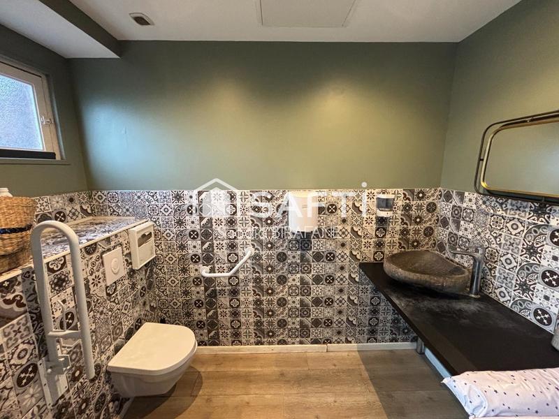 Local commercial - 169 m²