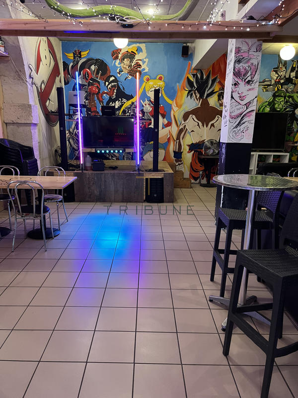 Local commercial - 208 m²