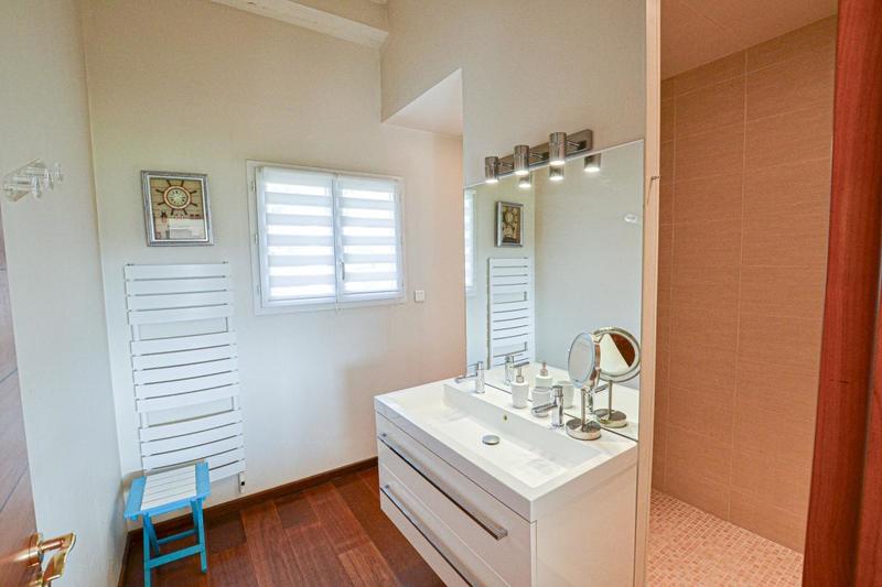 Villa - 207 m² - 5 pièces