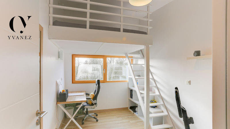 Maison - 166 m² - 7 pièces