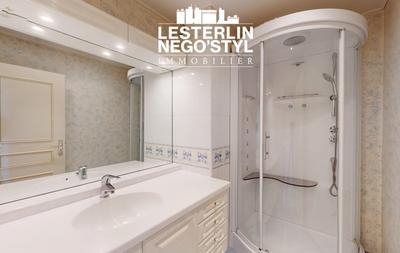 Appartement - 125 m² - 4 pièces