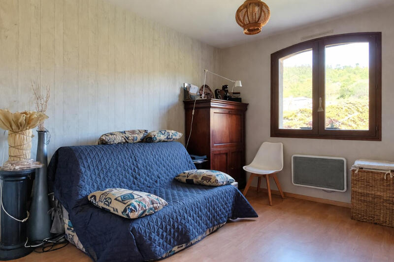 Maison - 222 m² - 5 pièces