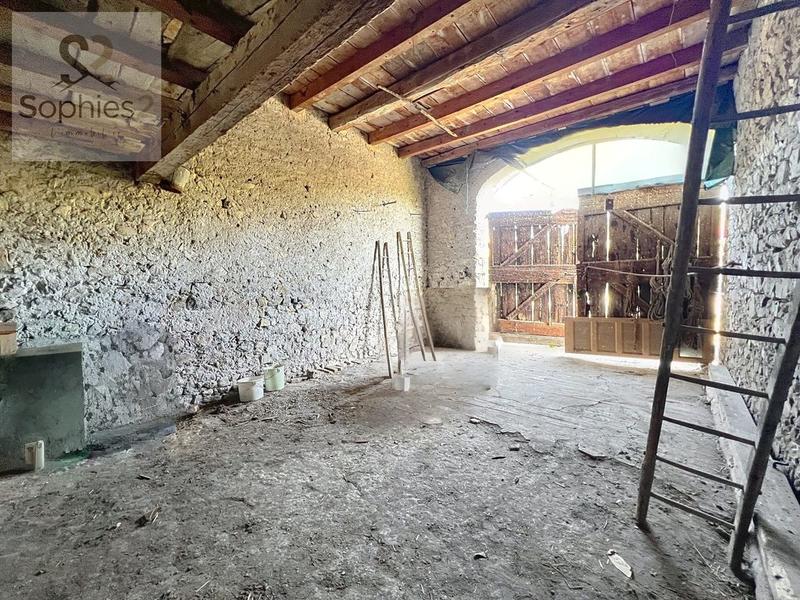 Maison - 200 m² - 8 pièces