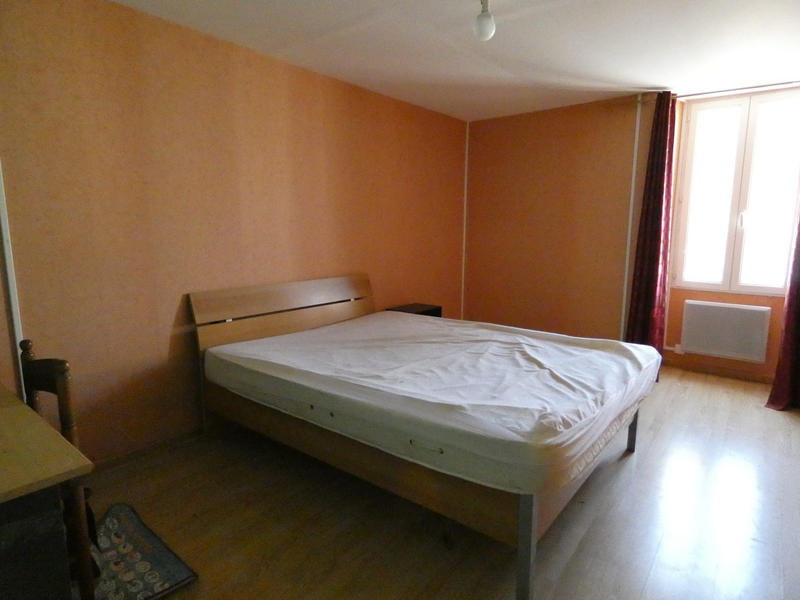 Maison - 219 m² - 8 pièces