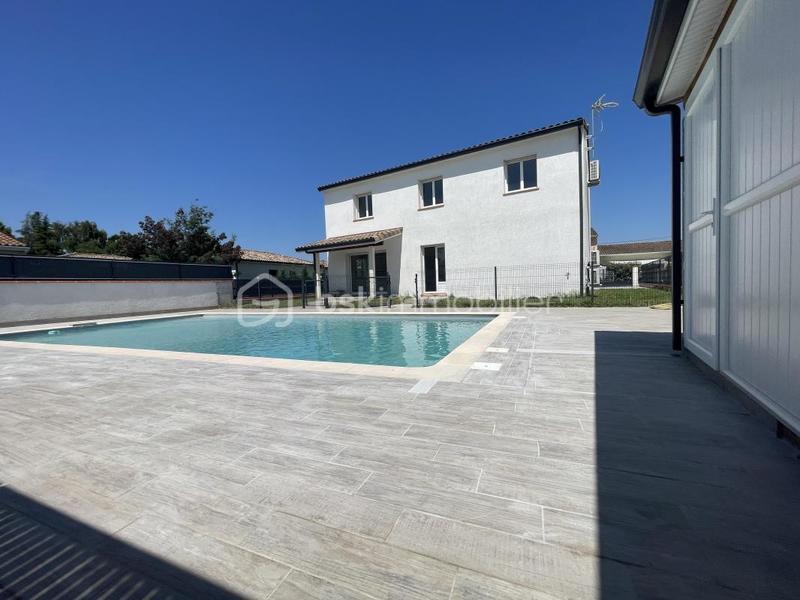 Villa - 140 m² - 5 pièces