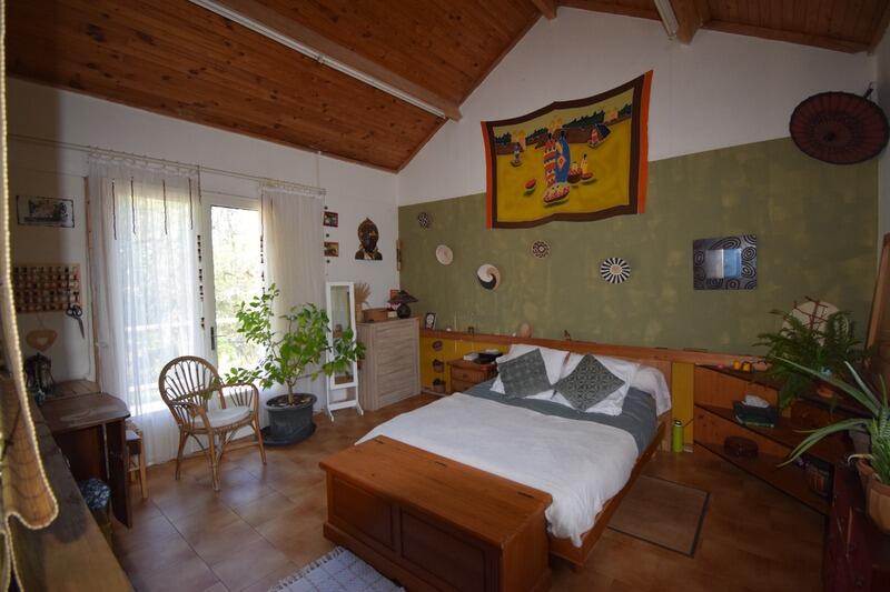 Propriété - 250 m² - 8 pièces