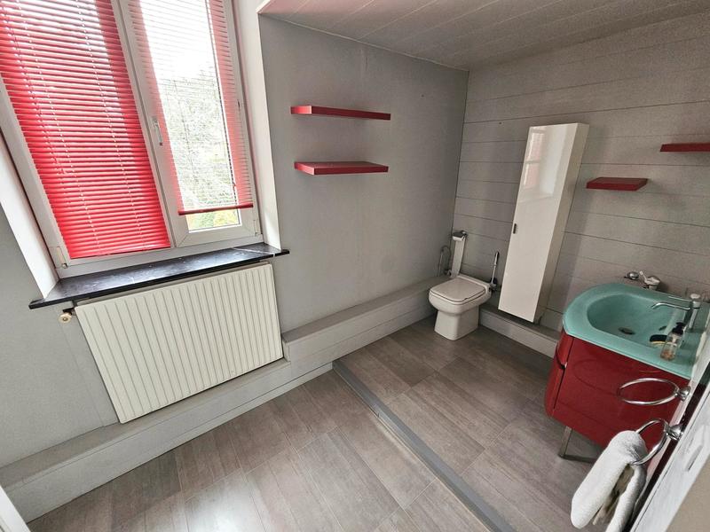 Maison - 204 m² - 8 pièces