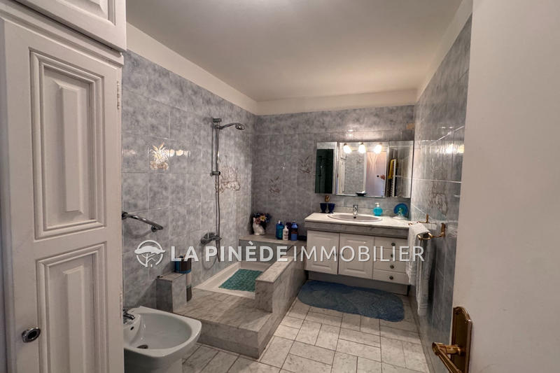 Appartement - 71 m² - 2 pièces