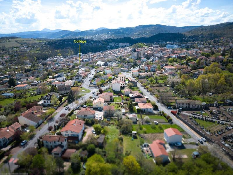 Terrain constructible - 1 000 m²