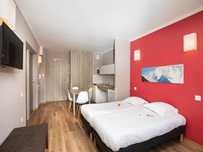 Studio - 25 m² - 1 pièce