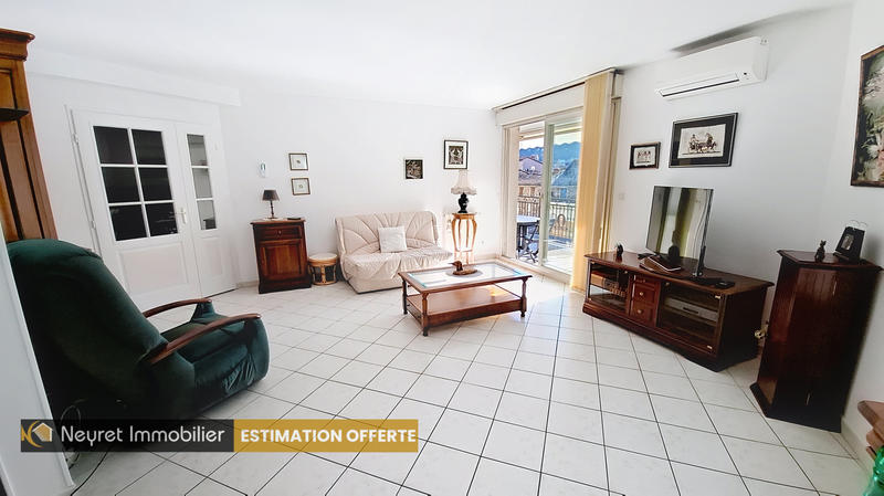 Appartement - 89 m² - 4 pièces