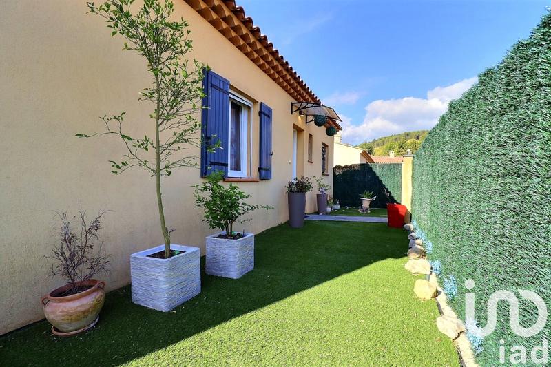 Maison - 94 m² - 5 pièces