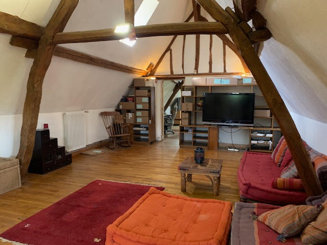 Maison - 221 m² - 8 pièces