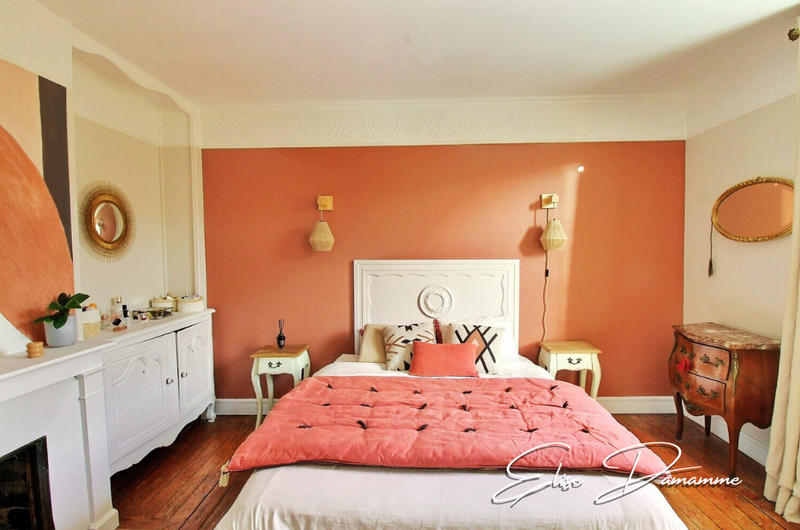 Maison - 203 m² - 7 pièces