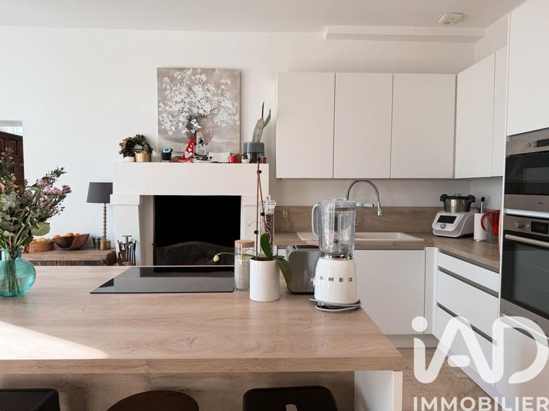 Maison - 320 m² - 8 pièces