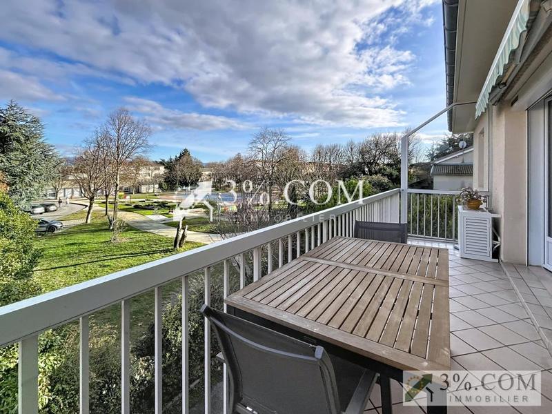 Appartement - 88 m² - 5 pièces