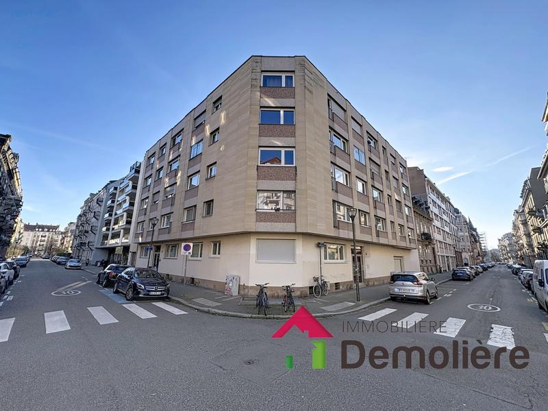 Appartement - 98 m² - 4 pièces