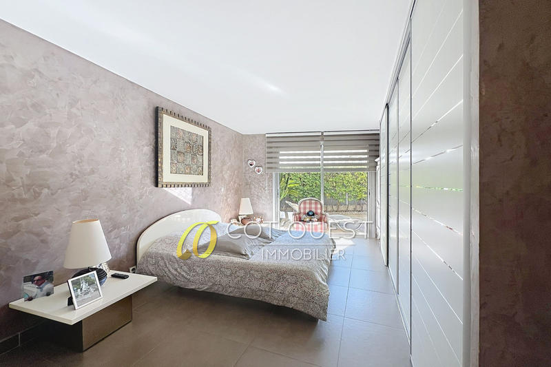 Appartement - 93 m² - 4 pièces