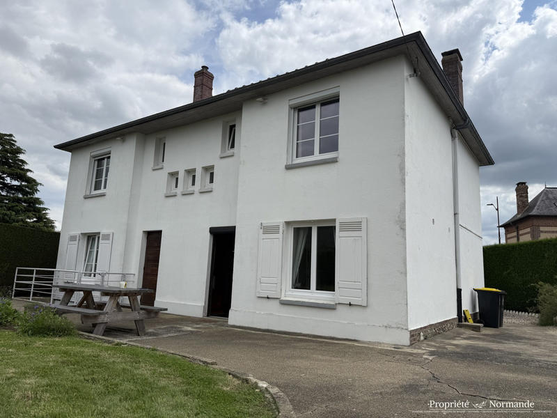 Maison - 151 m² - 6 pièces