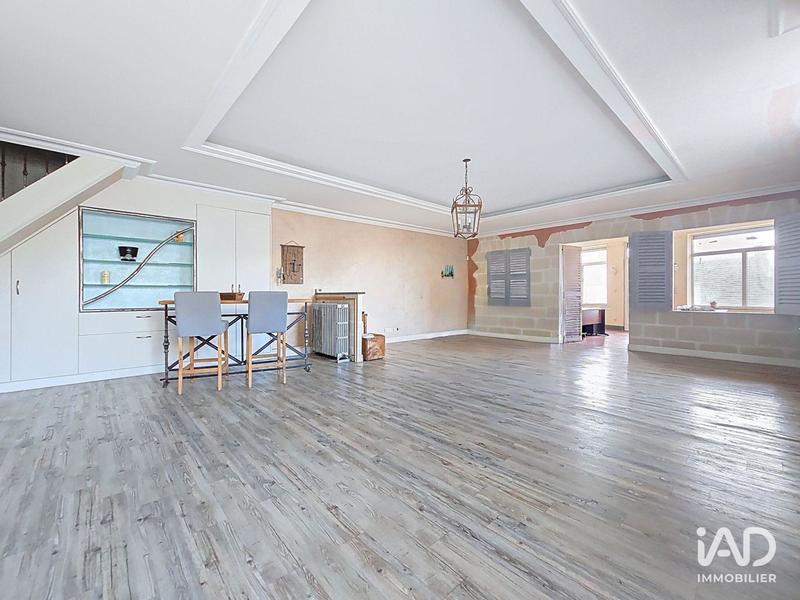 Maison - 244 m² - 6 pièces