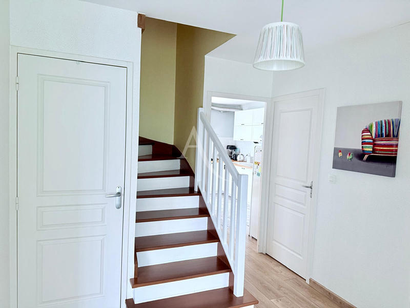 Maison - 160 m² - 6 pièces