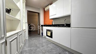 Local commercial - 56 m² - 2 pièces