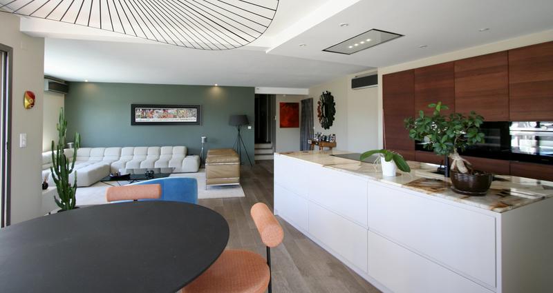 Appartement - 100 m² - 3 pièces