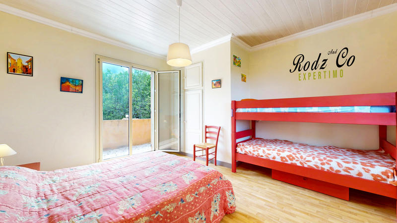 Maison - 90 m² - 3 pièces