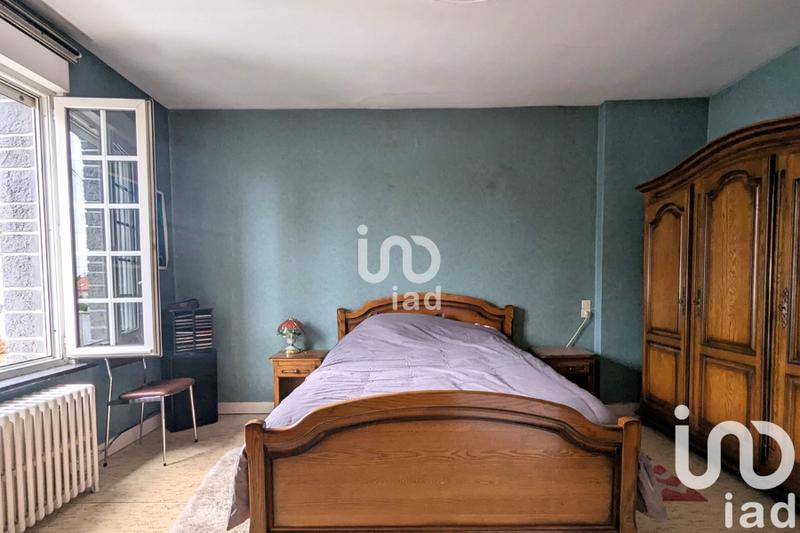 Maison - 207 m² - 7 pièces