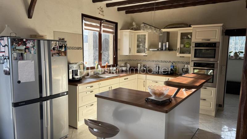 Maison - 190 m² - 7 pièces