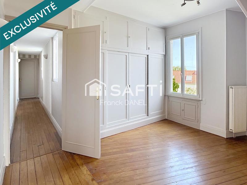 Maison - 315 m² - 12 pièces