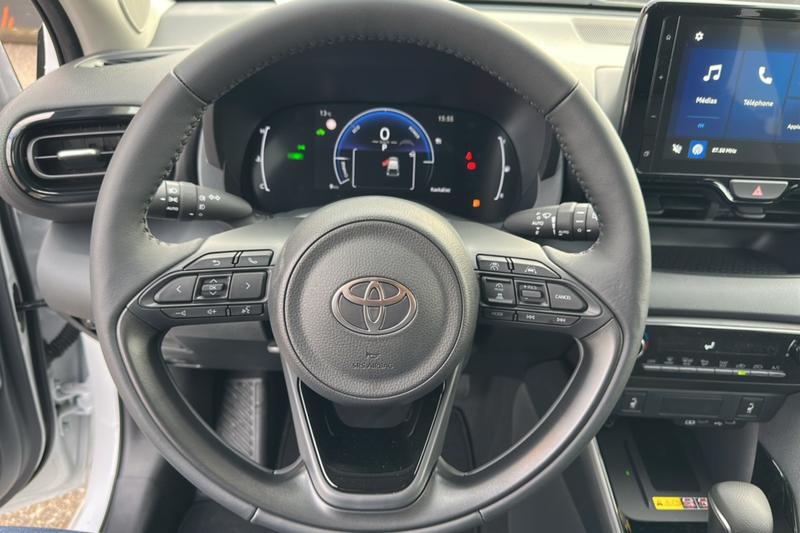 Toyota Yaris 1.5 Hybrid 116 Bva Design