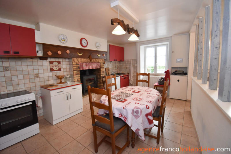 Maison jumelée - 145 m² - 6 pièces