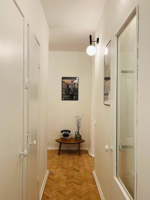 Studio - 25 m² - 1 pièce