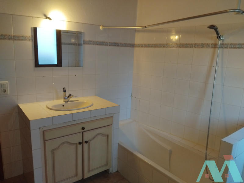 Maison de village - 84 m² - 4 pièces